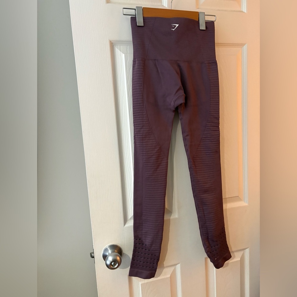 Gymshark seamless leggings cutout pattern size small 24” inseam high rise - Picture 4 of 10